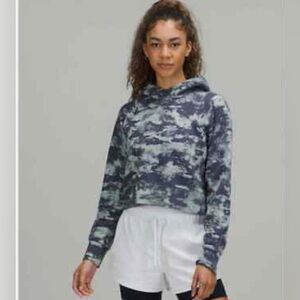Lululemon Loungeful cropped hoodie sweatshirt